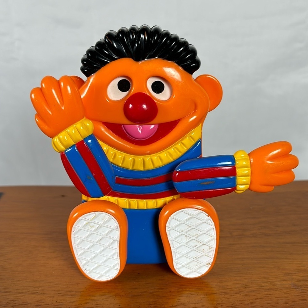 Vintage Sesame Street ERNIE Peek A Boo
